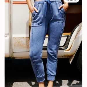 Free people blue comfy joggers brand new! Size S